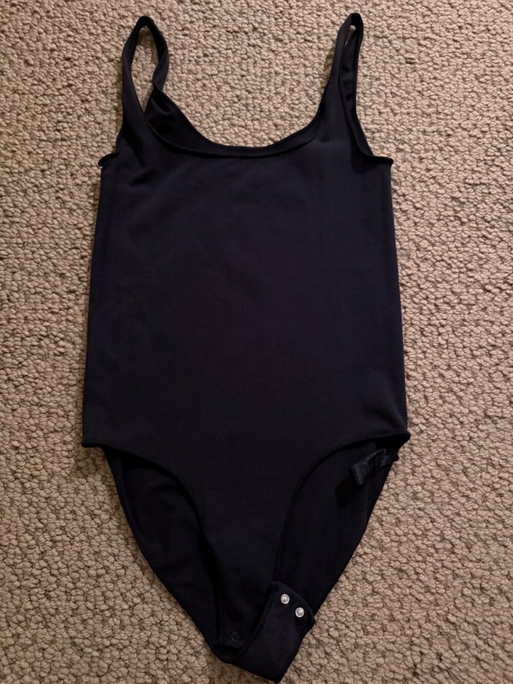SKIMS Fits Everybody Scoop Black Bodysuit  - SIZE S/M - EUC